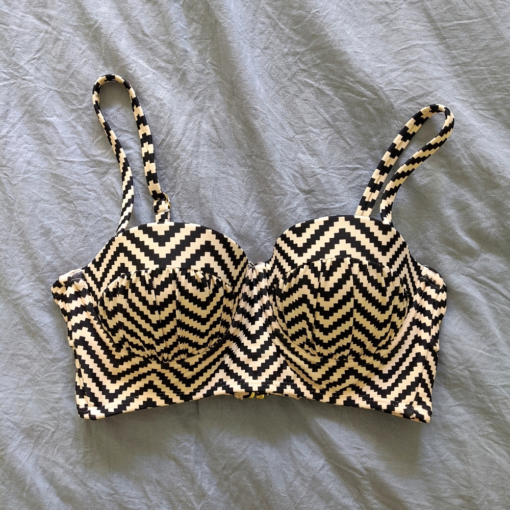 Xhilaration Swim Top